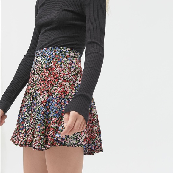 UO Millie Button-Front Mini Skirt